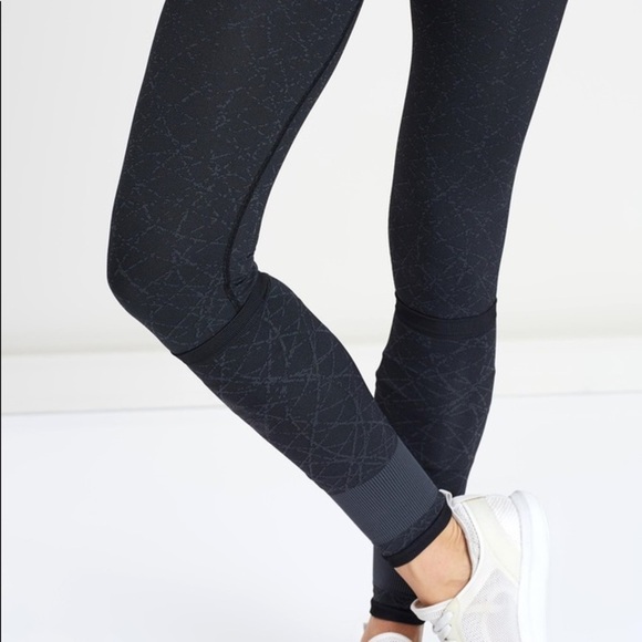 Adidas seamless high waisted leggings - Picture 7 of 8